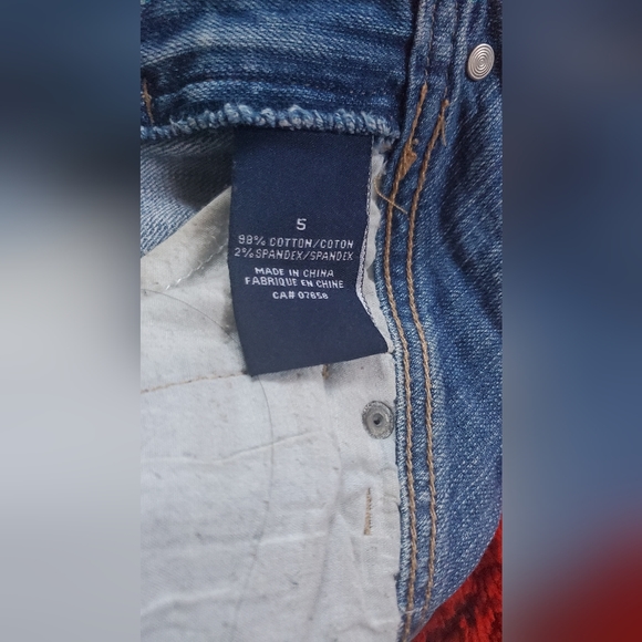 Women's Shorts - Picture 3 of 3